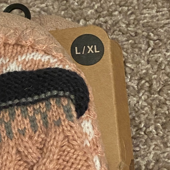 Nordic slippers with non-slip grip sole, size L/XL fits women’s shoe size 8-10) - Picture 3 of 3